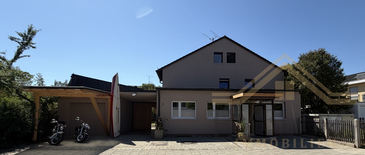 Hausansicht Straßenseite