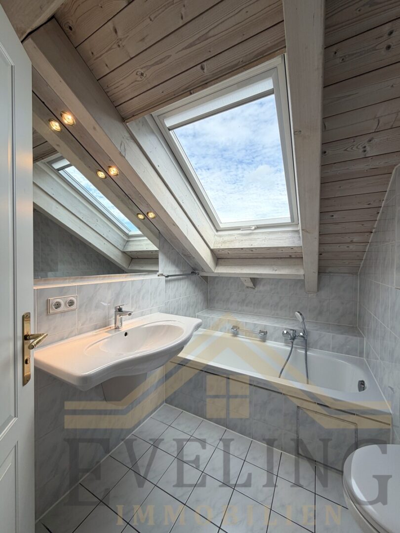 Bad mit Badewanne