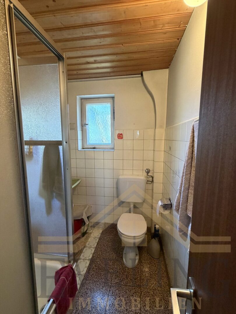 Badezimmer EG