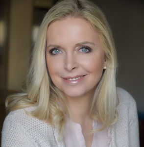 Frau Andrea Gabrisch 